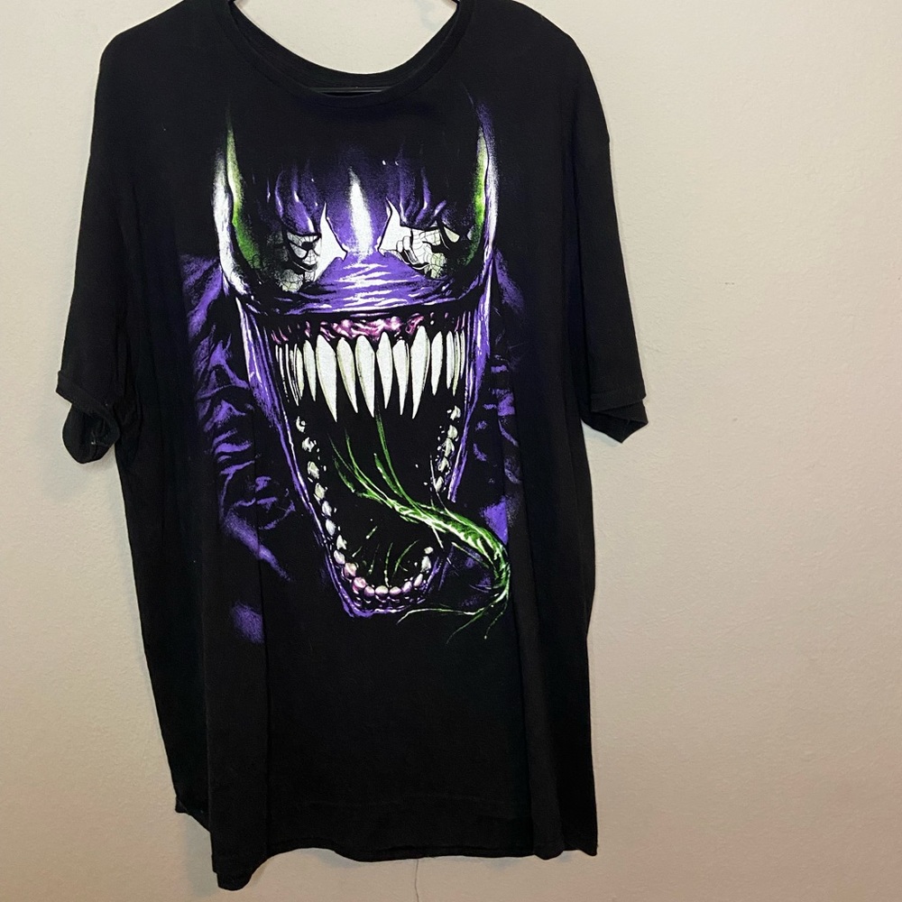 Venom 2XL Black T-Shirt
